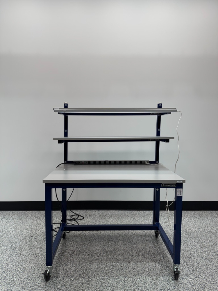 Image of Formaspace 4' Laboratory Table With Shelves